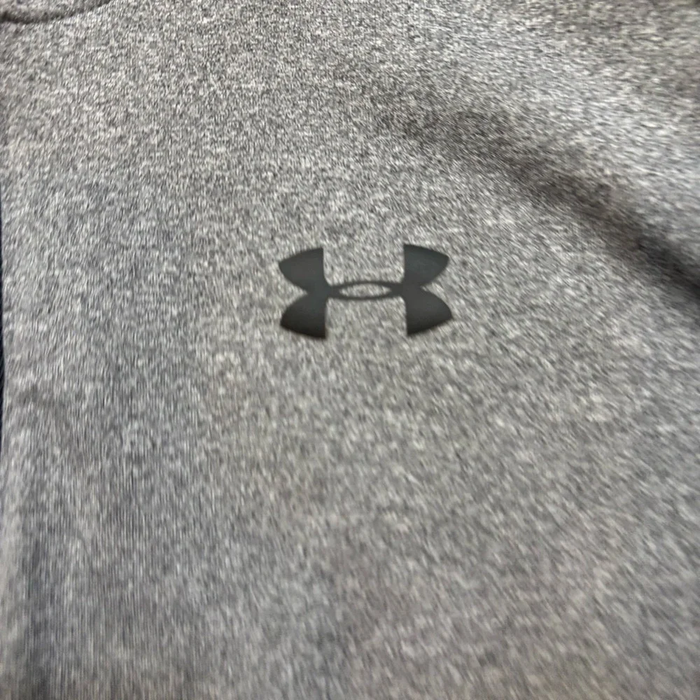 Boy’s Under Armour Cold Gear 1/2 Zip Hooded Lightweight Jacket Size XL Loose Fit
